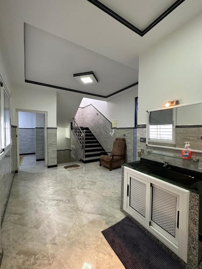 Bel Appartement 1Er Etage Confortable Pres De La Plage - Specialement Pour Familles Saïdia Kültér fotó